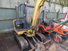 CATERPILLAR 302.5 MINI EXCAVATOR WITH 2 BUCKETS AND A CAT BREAKER. YEAR 2001. 1222 REC HRS (UNVERIFI