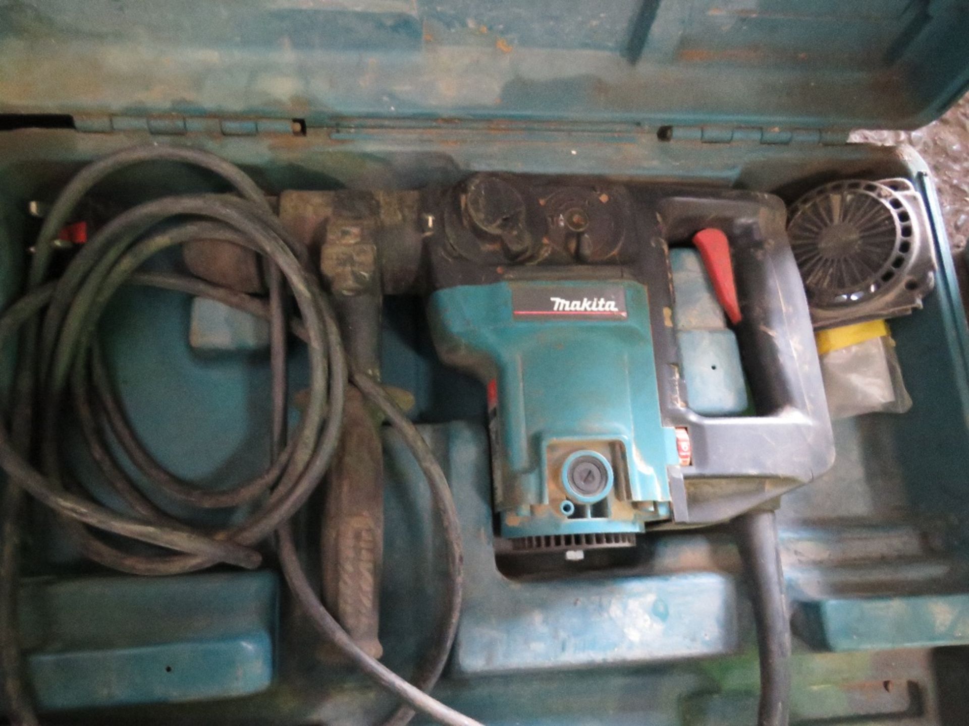 2 X MAKITA 110VOLT DRILLS, CONDITION UNKNOWN. - Image 2 of 3