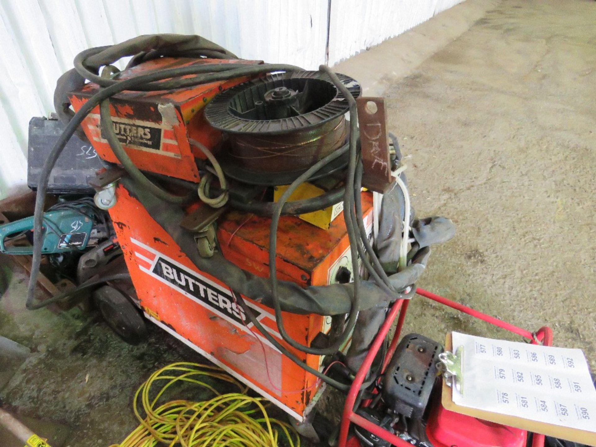 BUTTER 900 MIG WELDER PLUS WIRE FEED UNIT. - Image 3 of 4