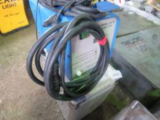 1 X UNIVERSAL S-315 110VOLT 2470W DRAINAGE PIPE FUSION WELDER UNIT. IN CASE WITH CABLES ETC.