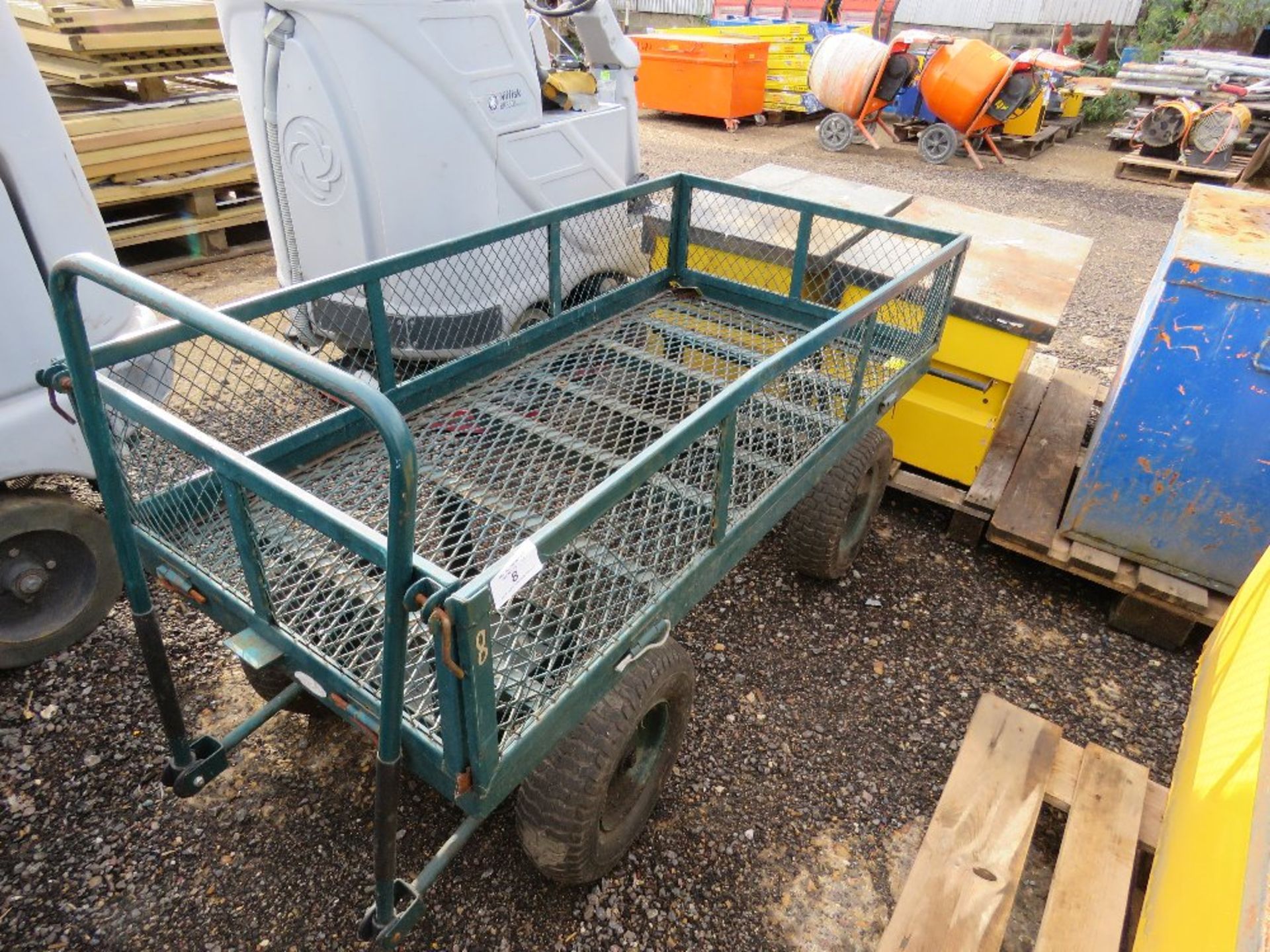 4 WHEELED GARDEN TROLLEY