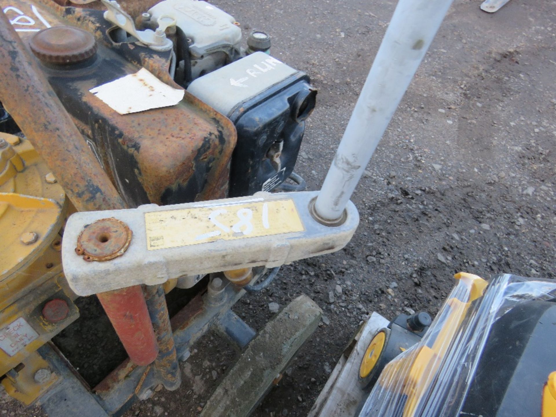 SELWOOD 3" WATER PUMP WITH HATZ ENGINE. SOLD WITH A HANDLE. - Image 2 of 4