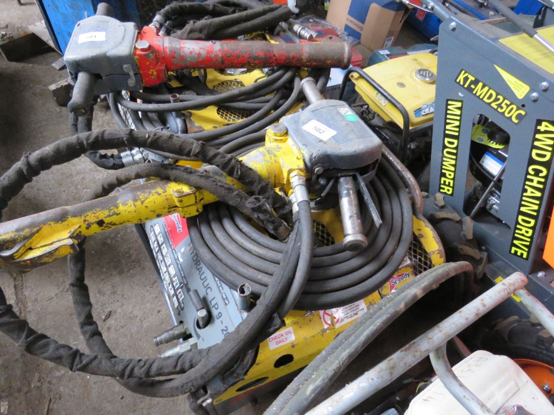 ATLAS COPCO LP9-20P HYDRAULIC BREAKER PACK WITH HOSE AND GUN. - Image 2 of 3