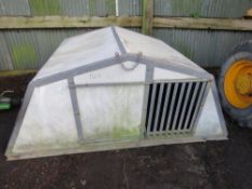 PIG/SHEEP SHELTER 8FT6" X 5FT6" APPROX.