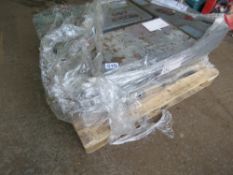 PALLET CONTAINING 6 X RIDGID 690 HAND HELD PIPE THREADERS, IN CASES. NO HEADS. 110VOLT POWERED. UNTE