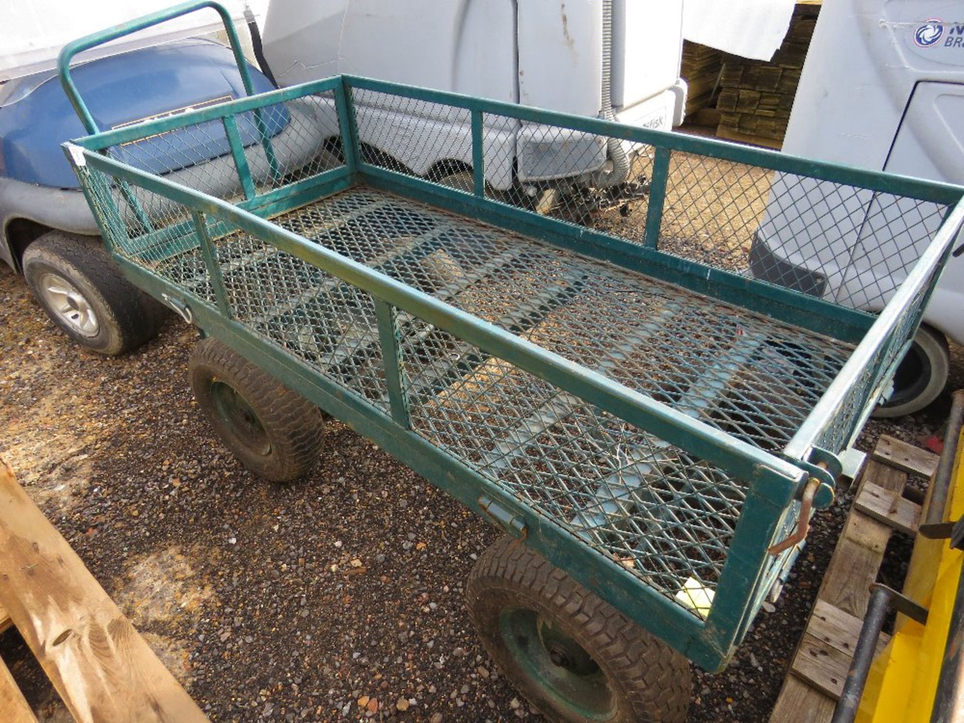 4 WHEELED GARDEN TROLLEY - Image 2 of 2