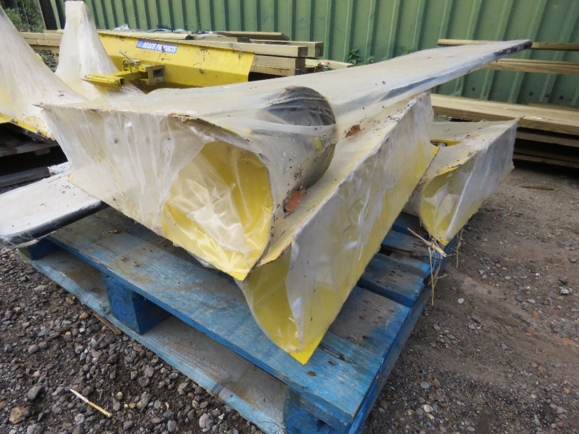 4 X PUSH ALOONG SNOW PLOUGH BLADES. - Image 2 of 2