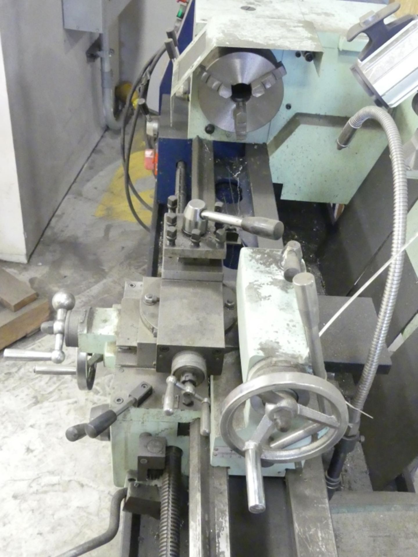 Bolton gear head metal bench lathe w 3-jaw chuck - Image 5 of 6