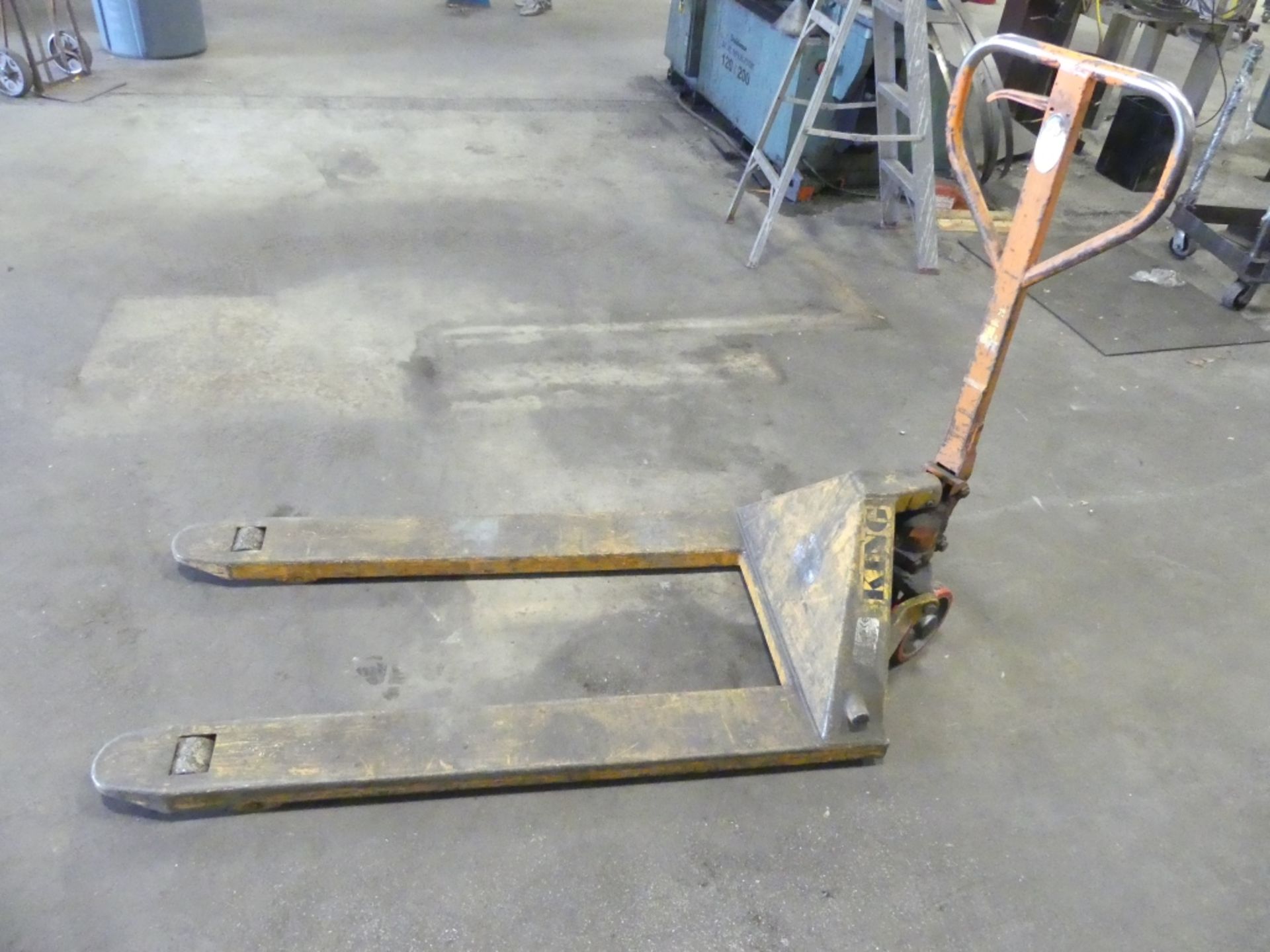 King - hydraulic pallet jack - 5500 lb - Image 2 of 4