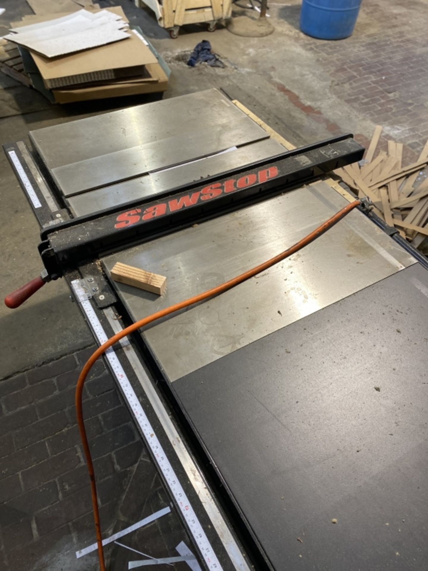 Saw Stop Table Saw with Fence - Image 7 of 7