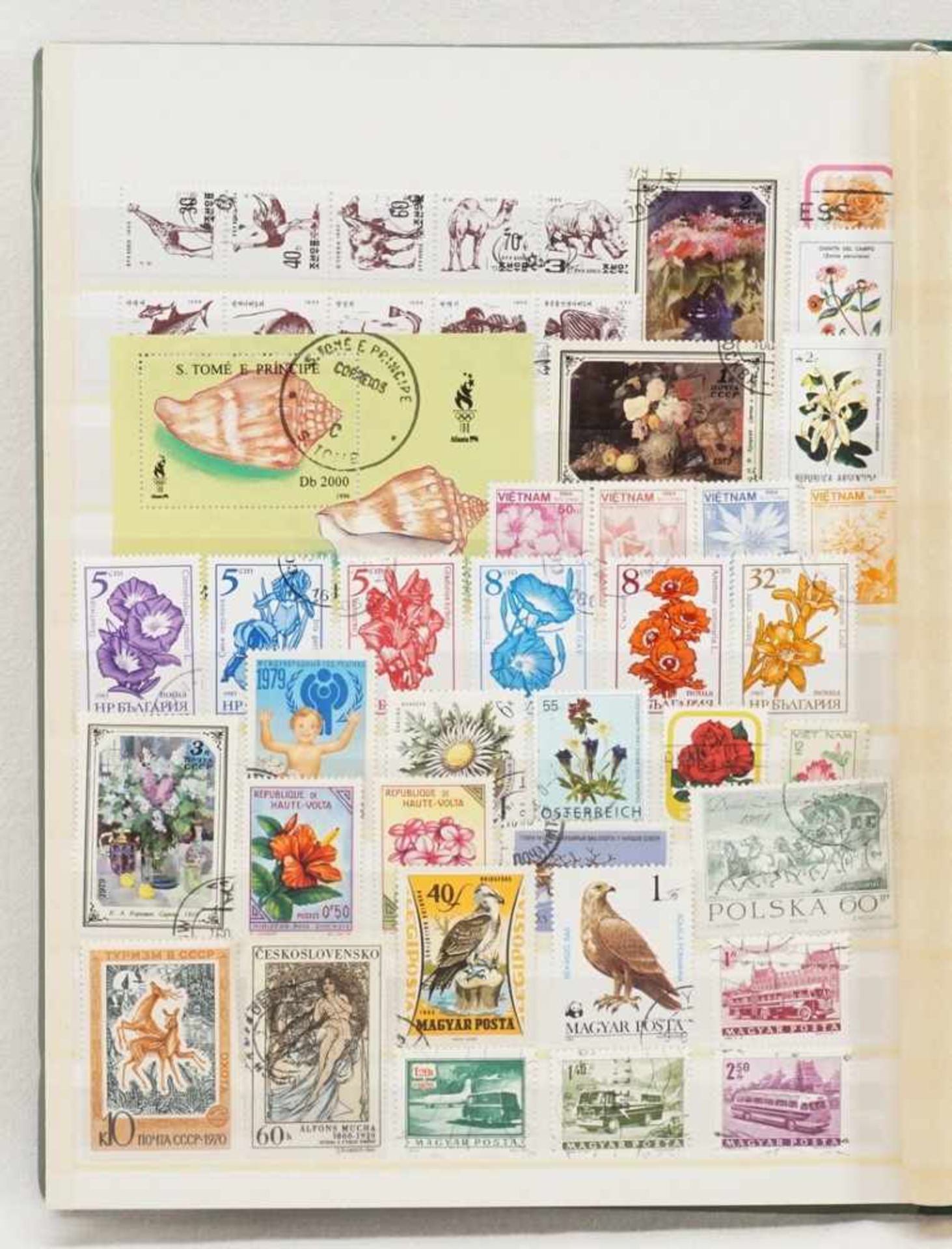 Ca. 2080 Briefmarken und Blocks aus aller Welt - Bild 2 aus 2
