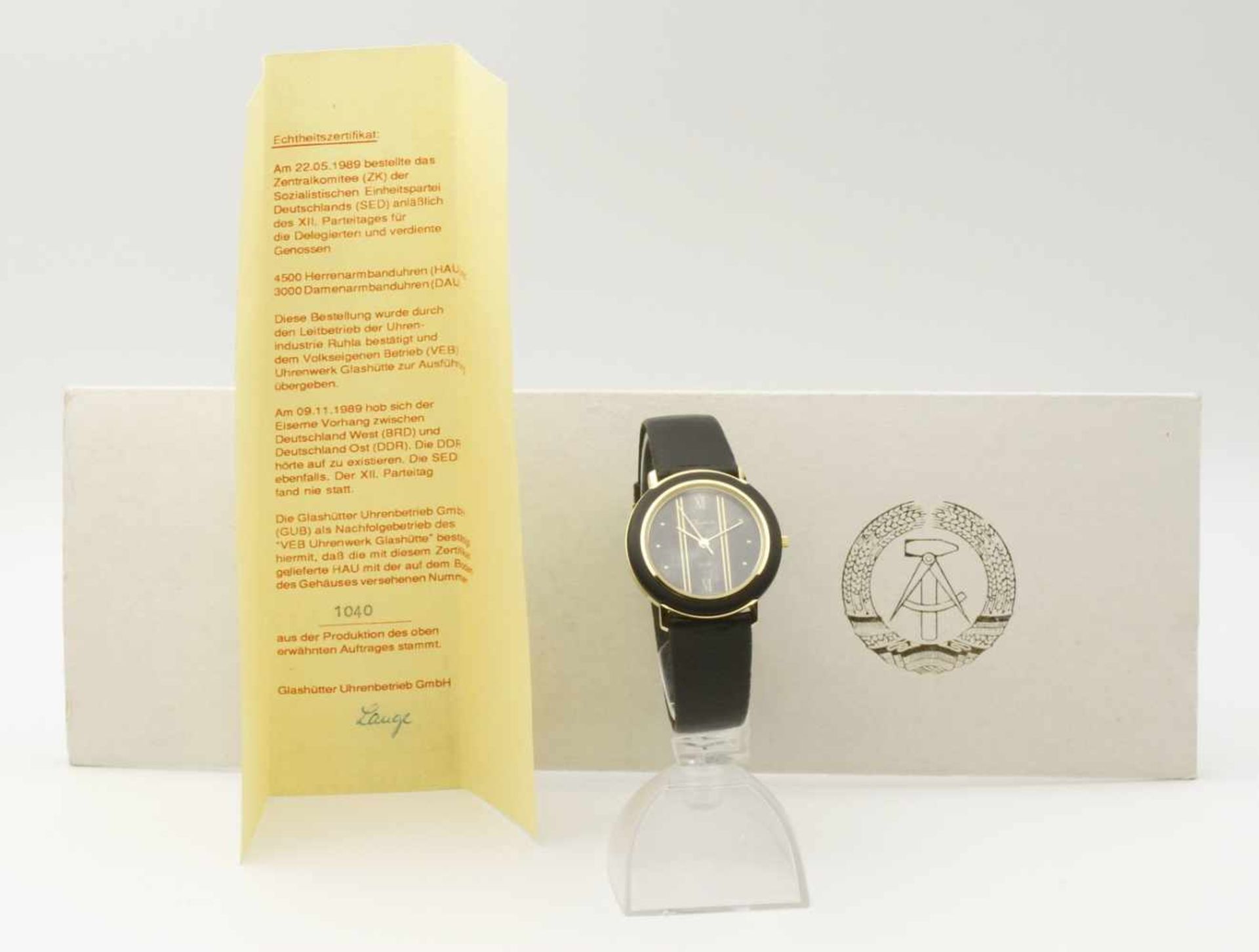 Glashütte Armbanduhr zum XII Parteitag der SED, 1989
