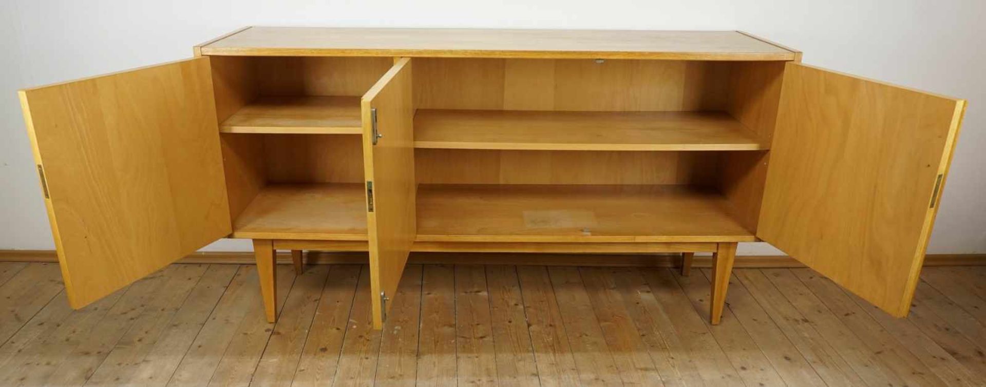 Hellerau Anrichte / Sideboard, Senesche furniert - Bild 4 aus 5