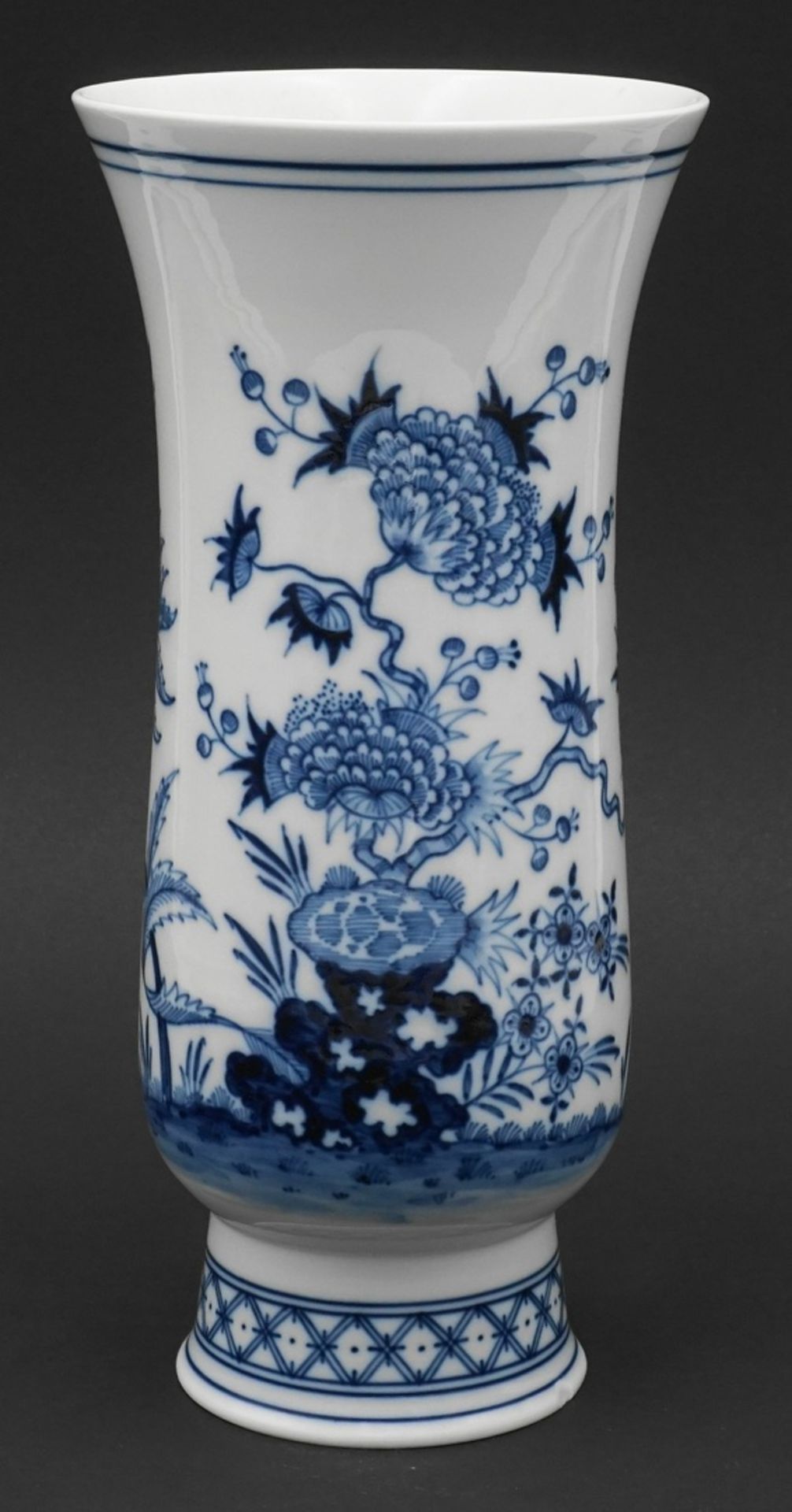 Meissen Vase mit chinesischer Blumenmalerei