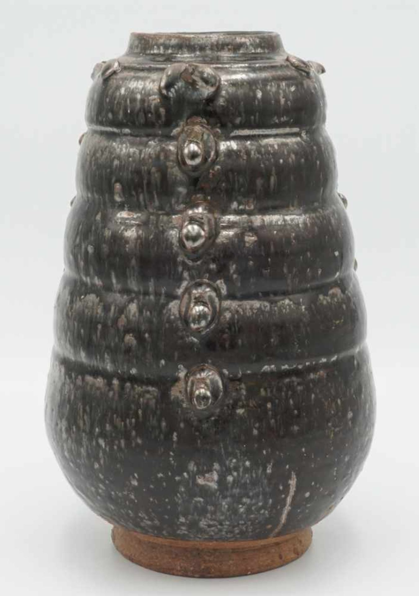 Vase mit Hasenfell-Glasur, China, wohl Sung-Zeit (960 - 1279 n.Chr.) - Bild 2 aus 4