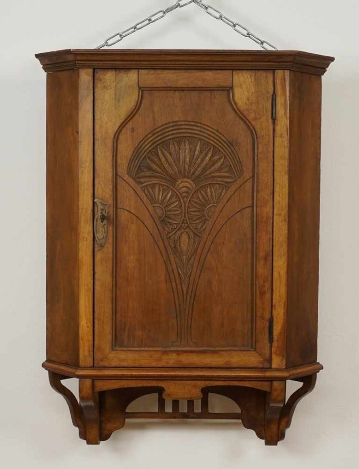 Kleiner Jugendstil Eckschrank / Hängeschrank, Nussbaum