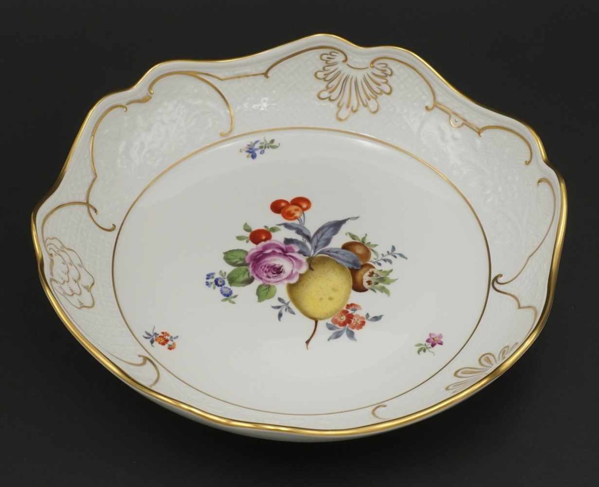 Meissen Schale mit Frucht- und Blumenmalerei