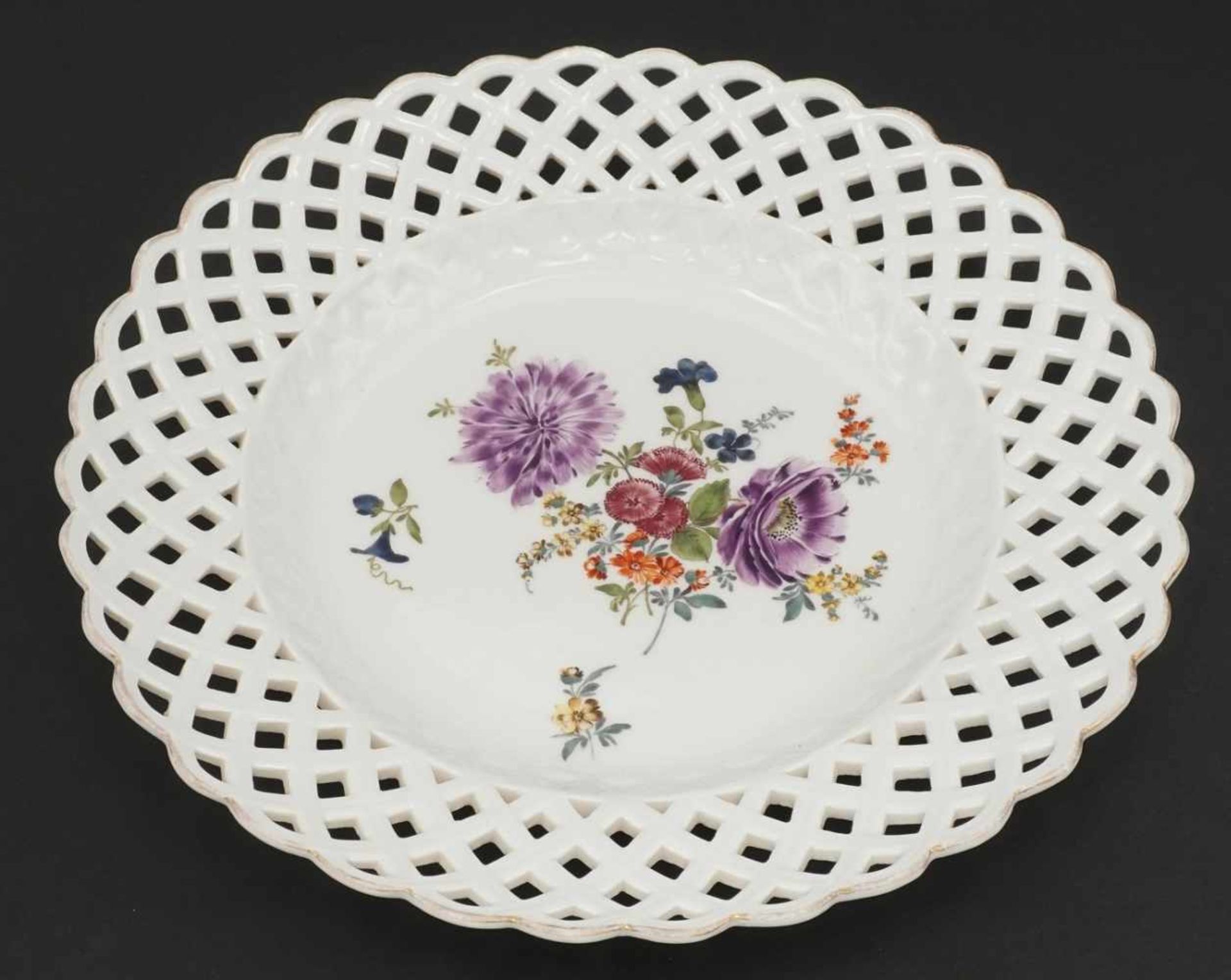 Meissen Marcolini Durchbruchteller mit Blumenmalerei, 1774-1815 - Image 2 of 4