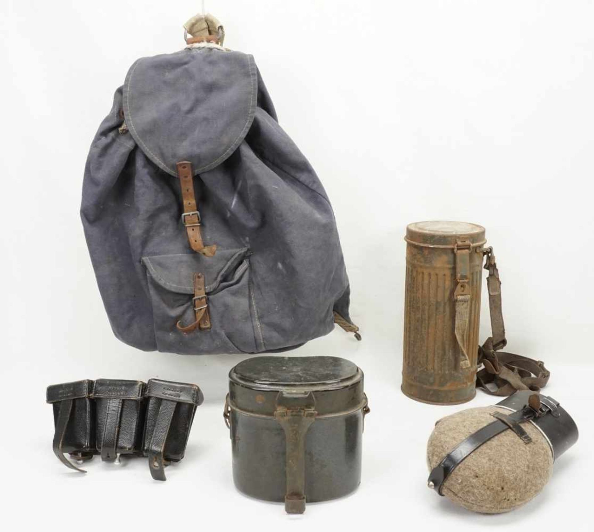 Luftwaffenrucksack mit Inhalt