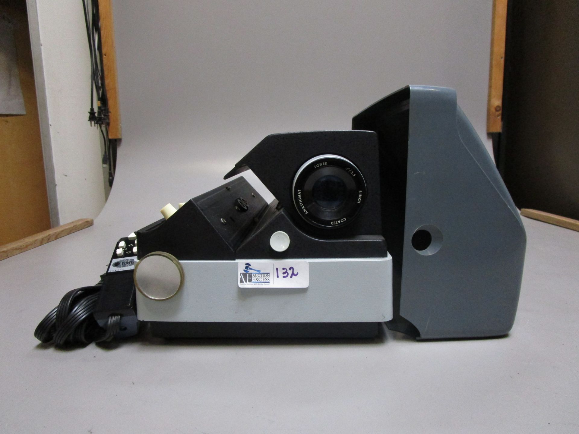 SEARS TOWER SLIDE PROJECTOR - Image 2 of 2