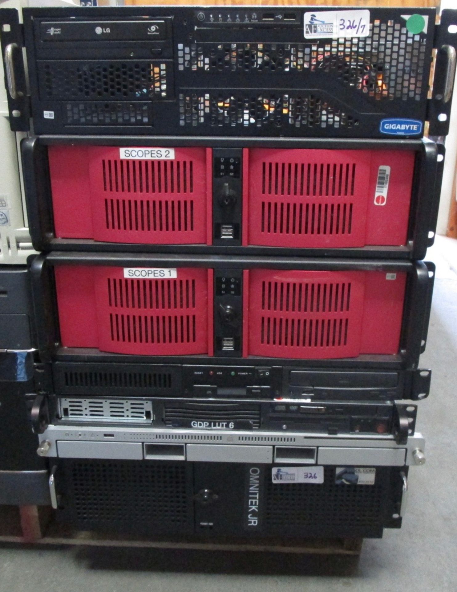 LOT OF 7 SERVERS