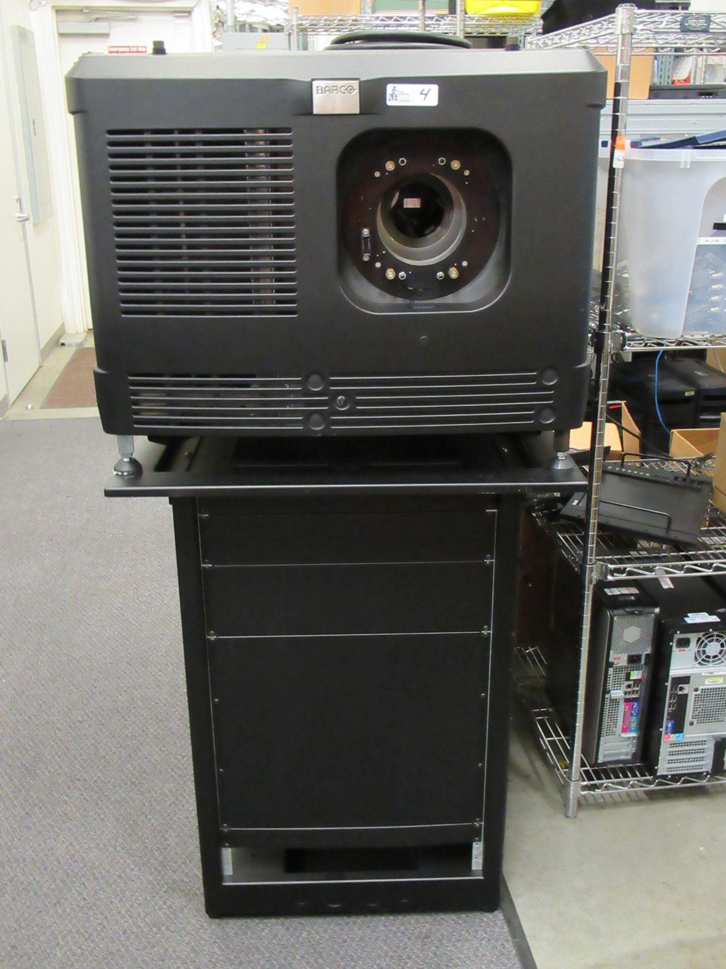 BARCO DP 2K-23B DLP CINEMA PROJECTOR