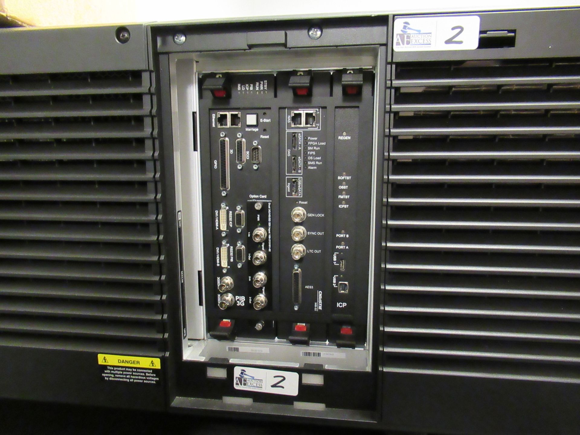 CHRISTIE CP 4220 DLP CINEMA PROJECTOR - Image 2 of 3