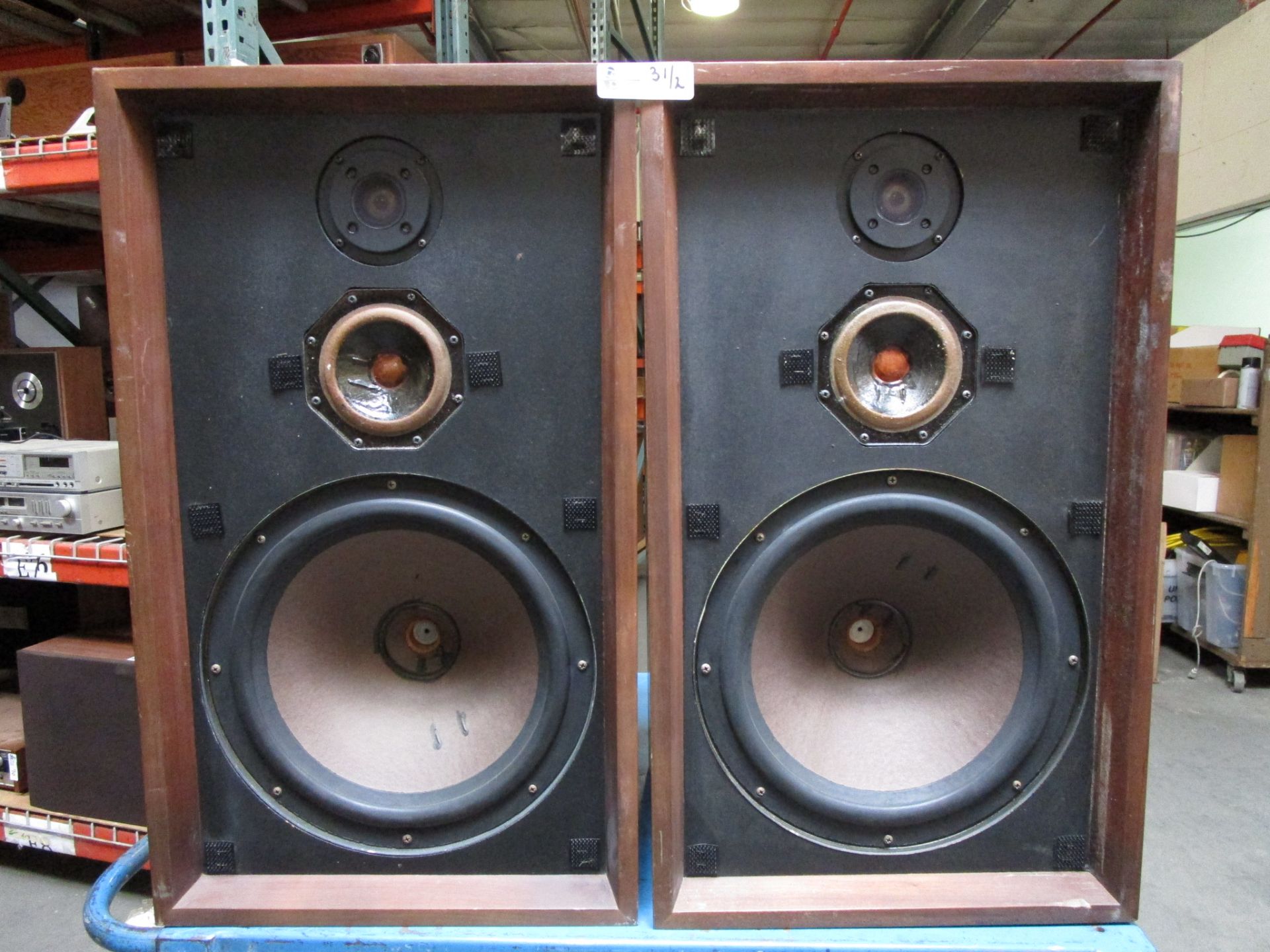 LOT OF 2 SOUNDCRAFTMAN SC-7 SPEAKERS