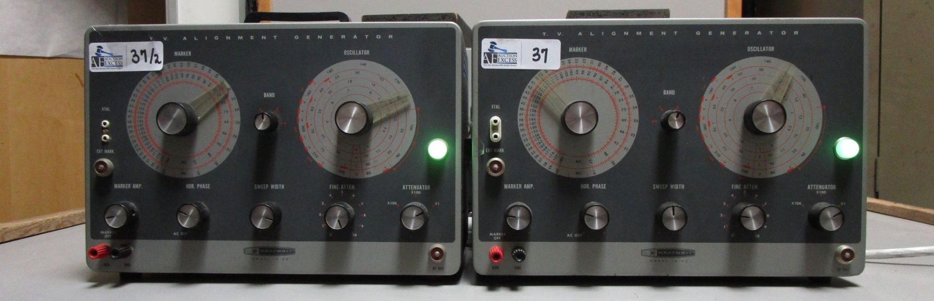 LOT OF 2 HEATHKIT 1G-52 TV GENERATOR