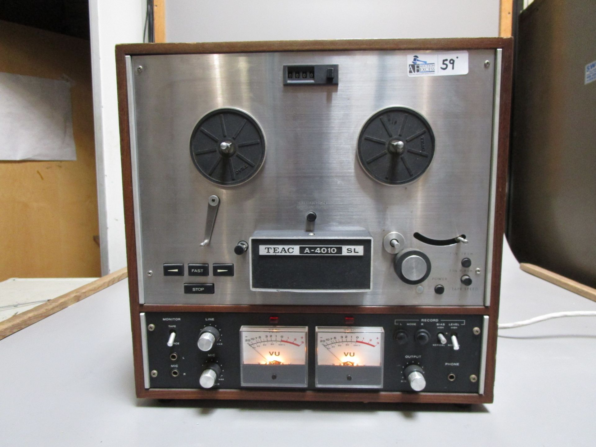 TEAC A-4010 SL REEL TO REEL