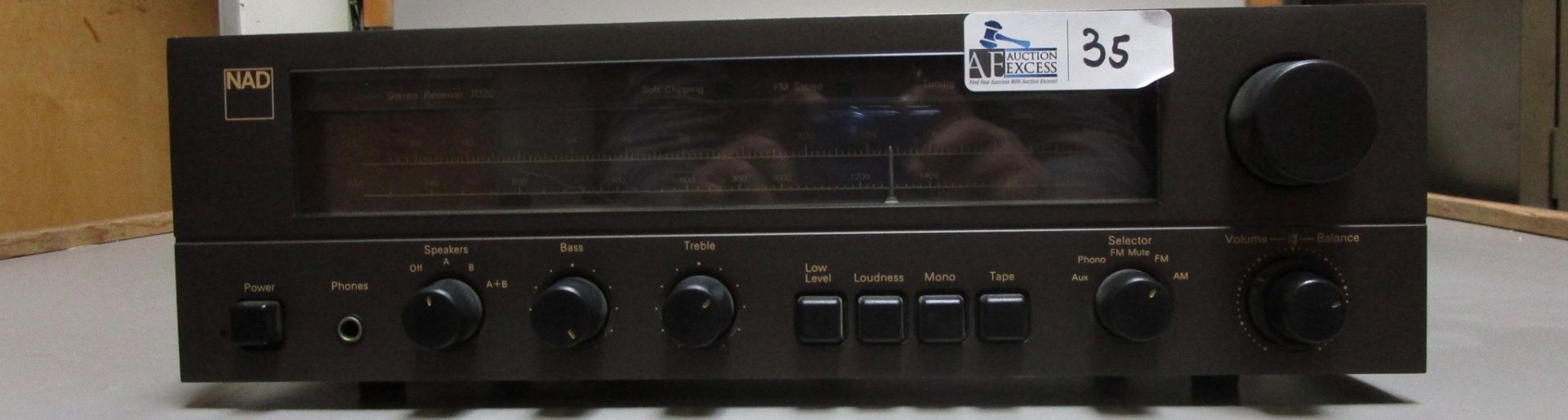 NAD 7028 RECEIVER