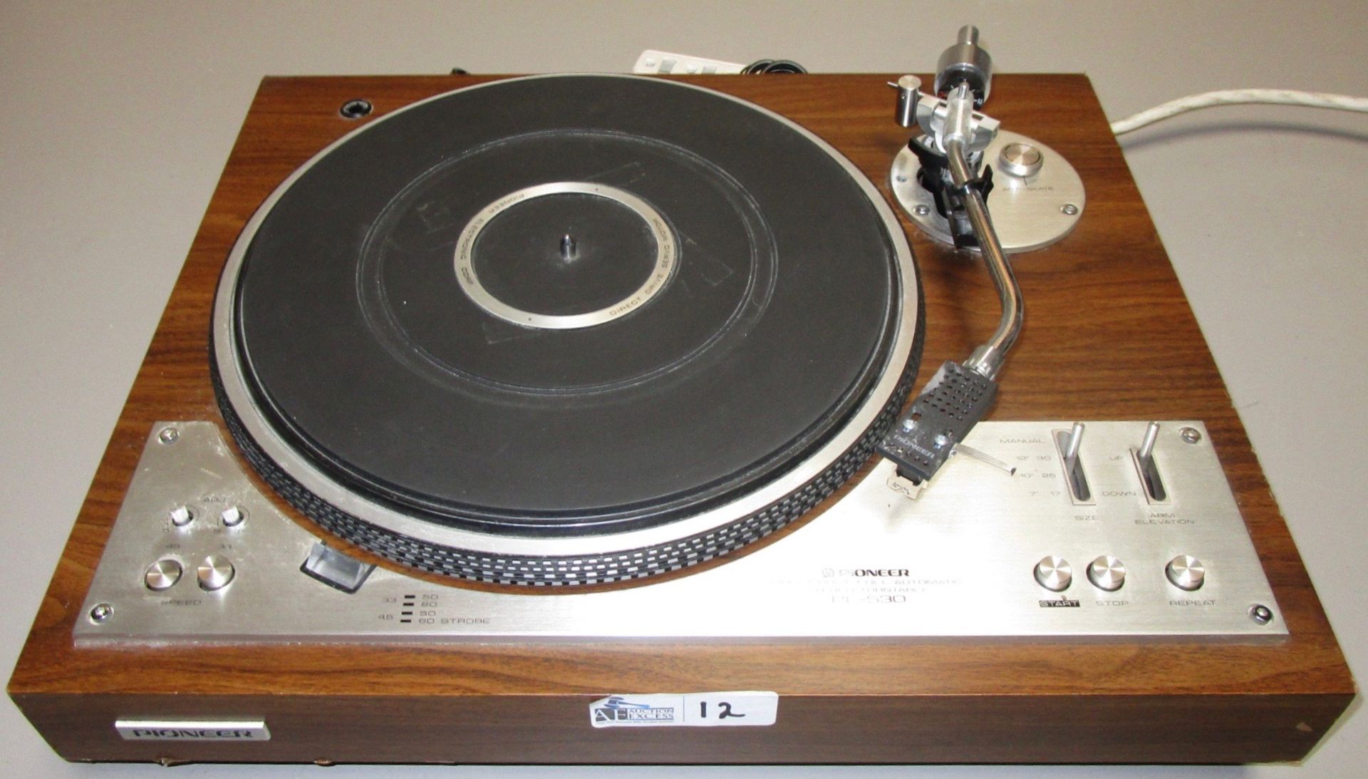 PIONEER PL-530 AUTO TURNTABLE