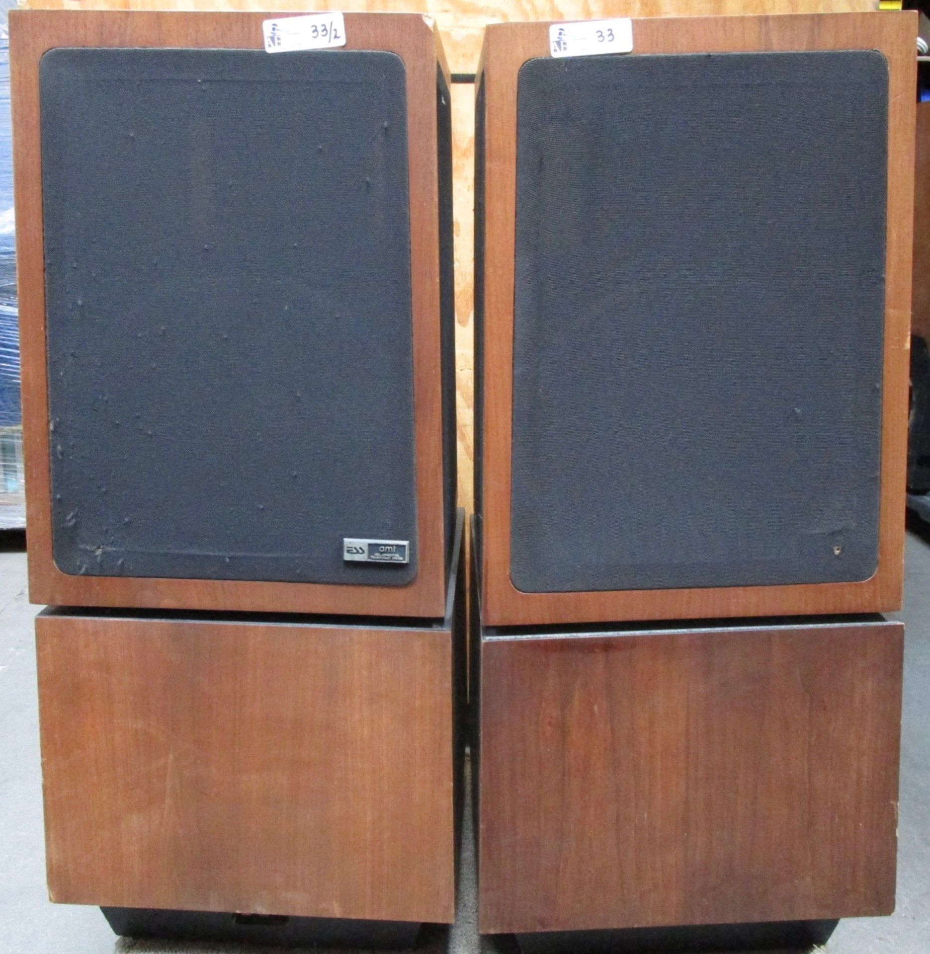 LOT OF 2 ESS AMI SPEAKERS