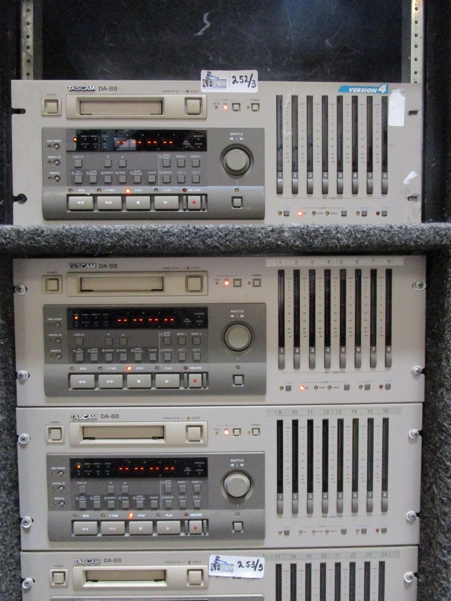 LOT OF 3 TASCAM DA-88