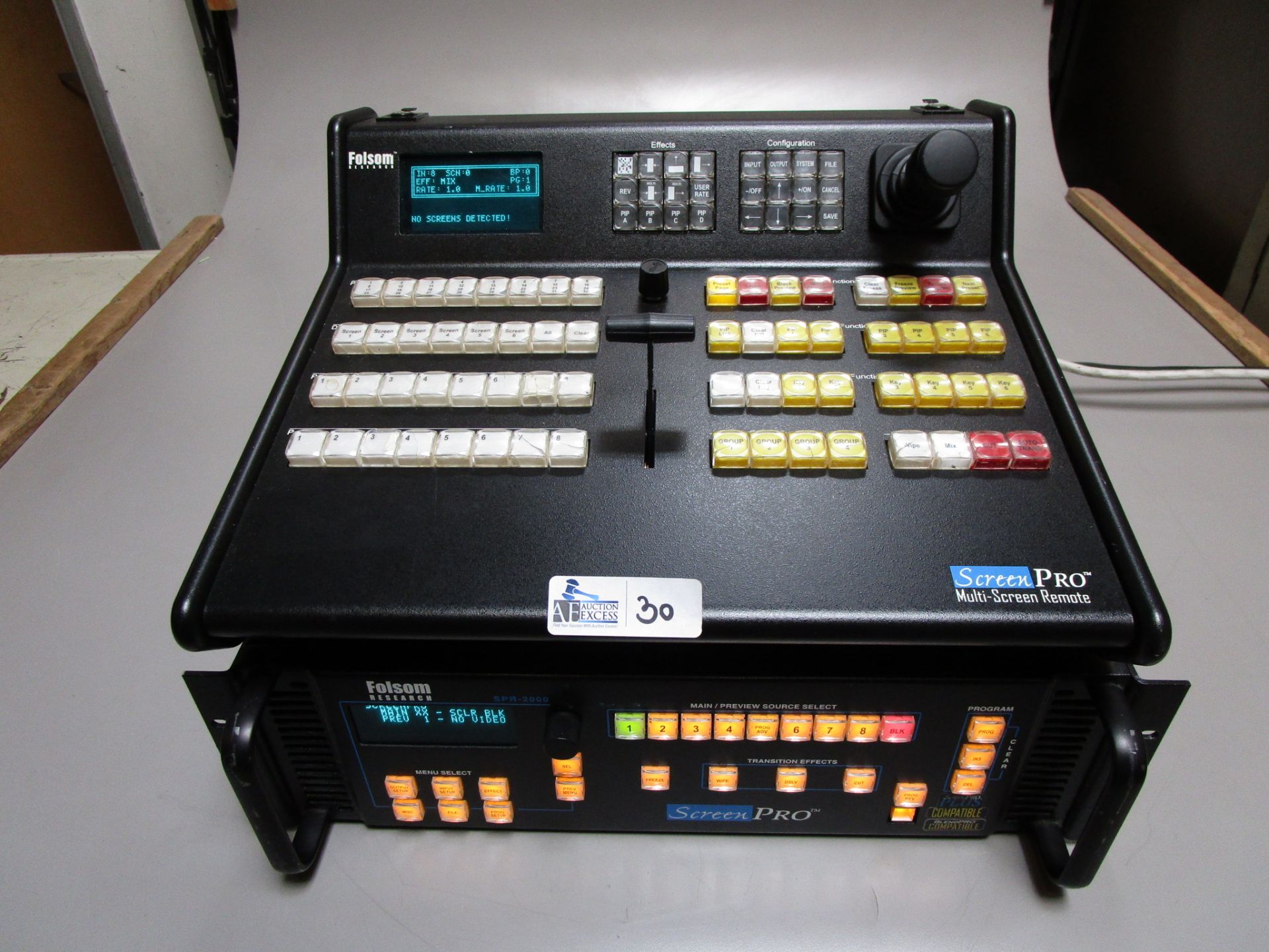 FOLSOM SCREEN PRO SWITCHER