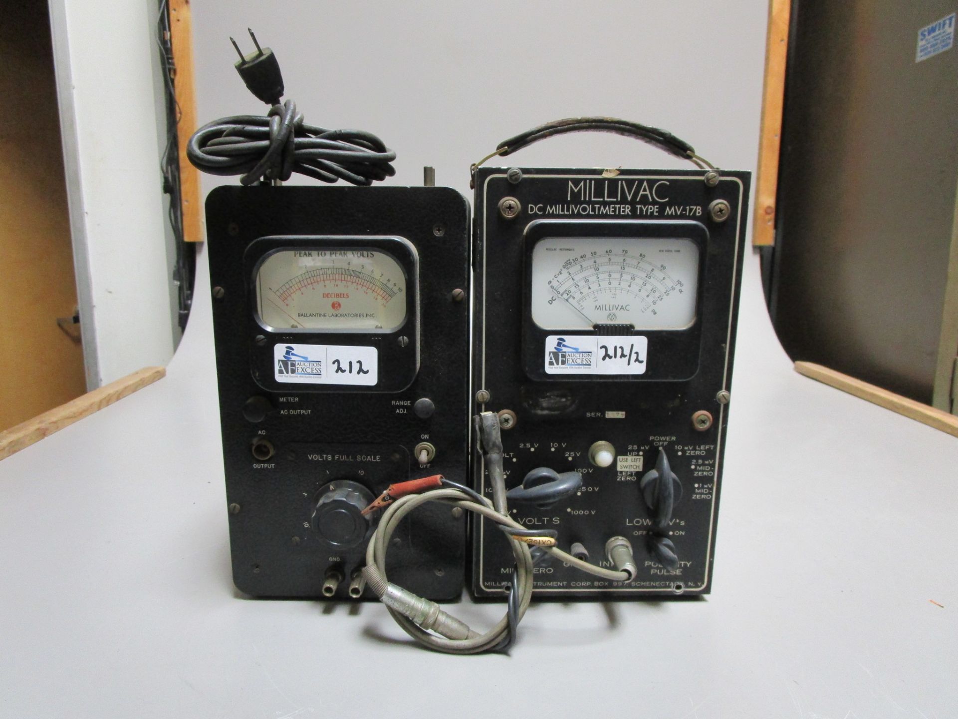 LOT OF 2 TEST EQUIPMENT