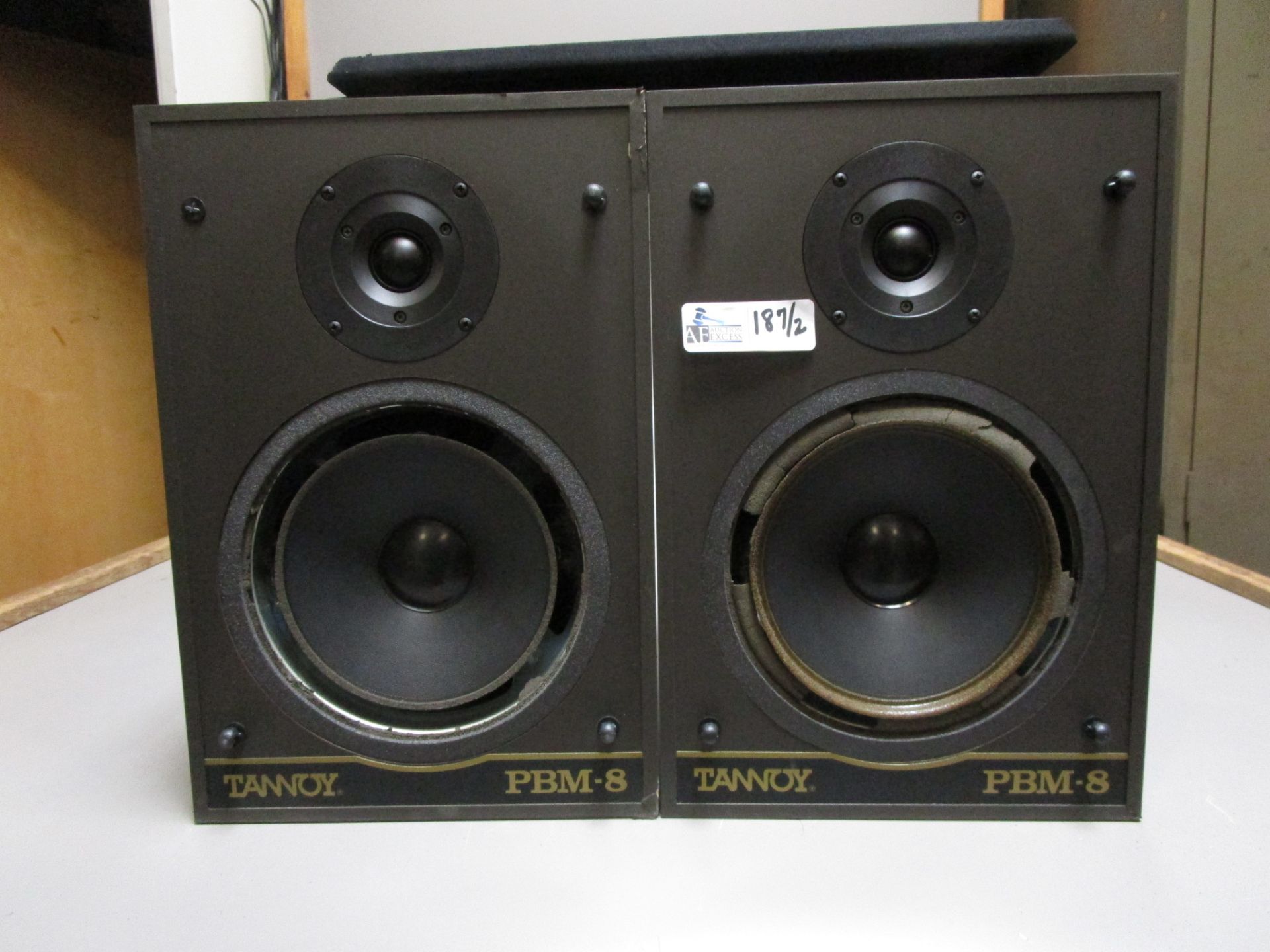 LOT OF 2 TANNOY SPEAKERS - Image 2 of 3
