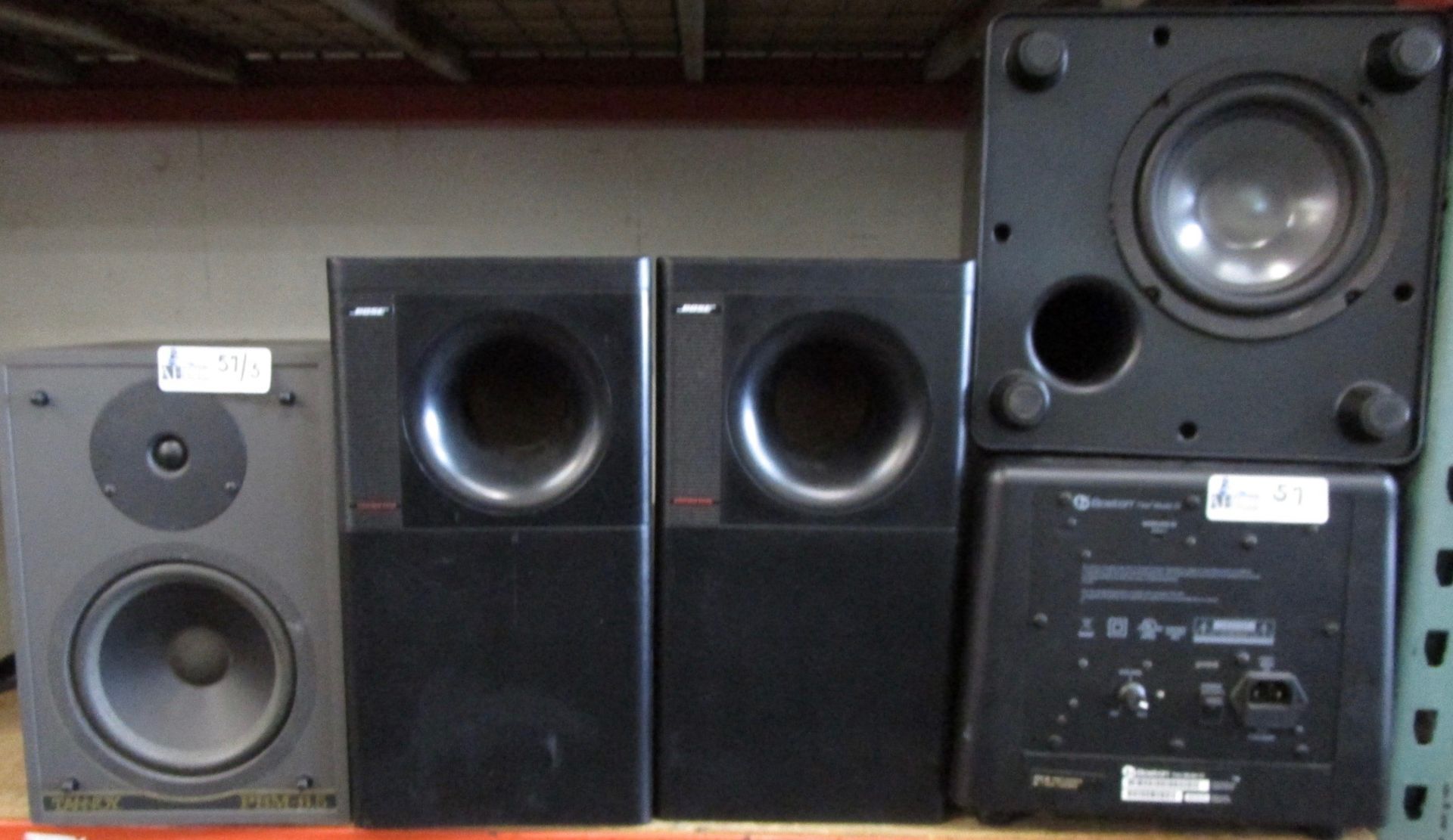 LOT OF 5 SPEAKERS