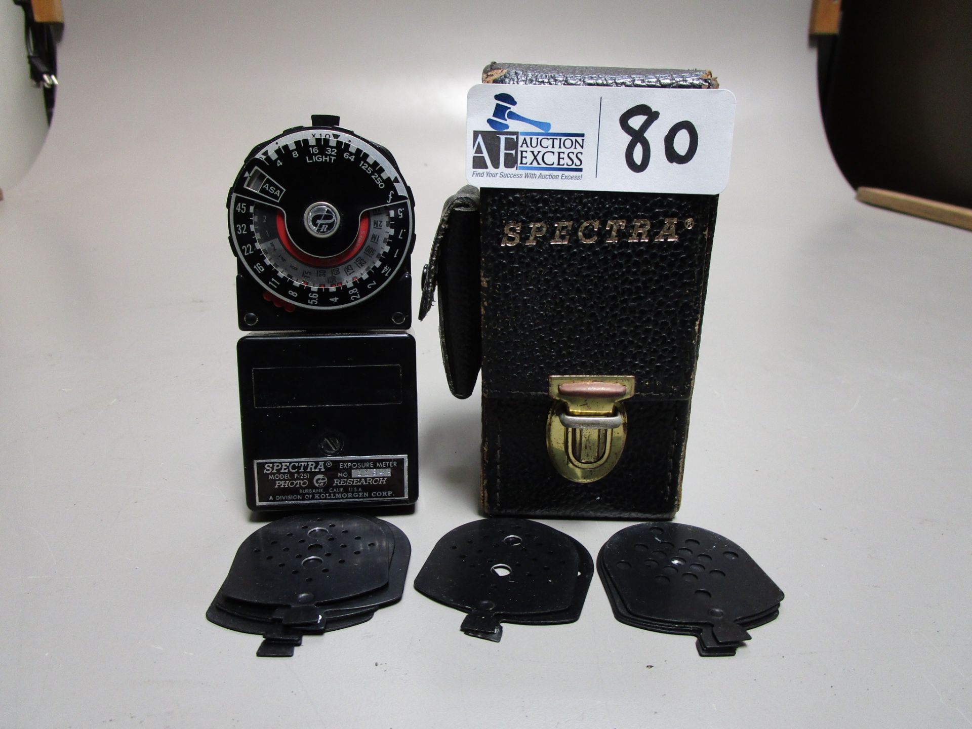 SPECTRA PROFESSIONAL LIGHT METER - Image 2 of 2