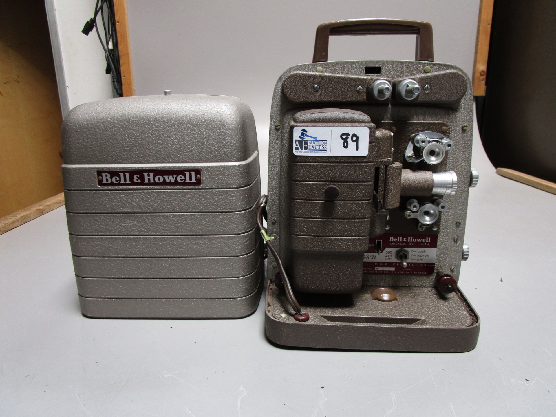 BELL & HOWELL PROJECTOR