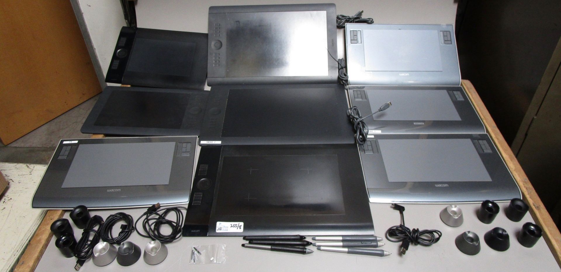 LOT OF 8 WACOM TABLETS