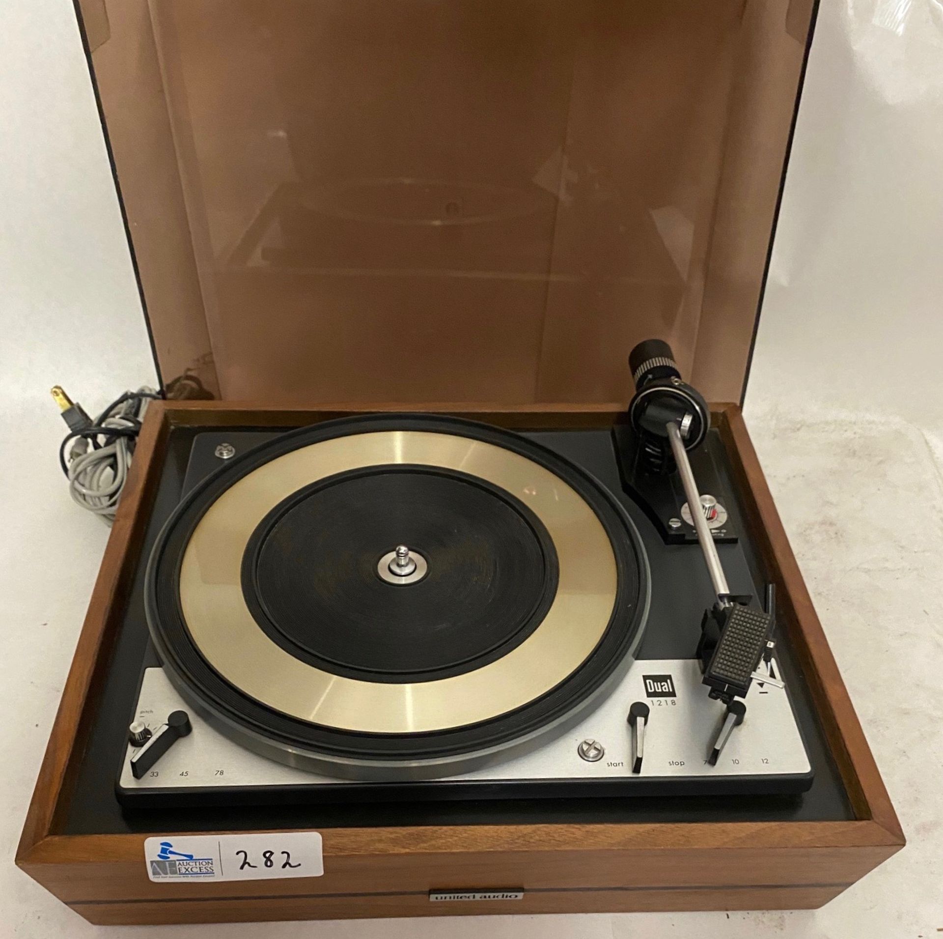 DUAL 1218 TURNTABLE