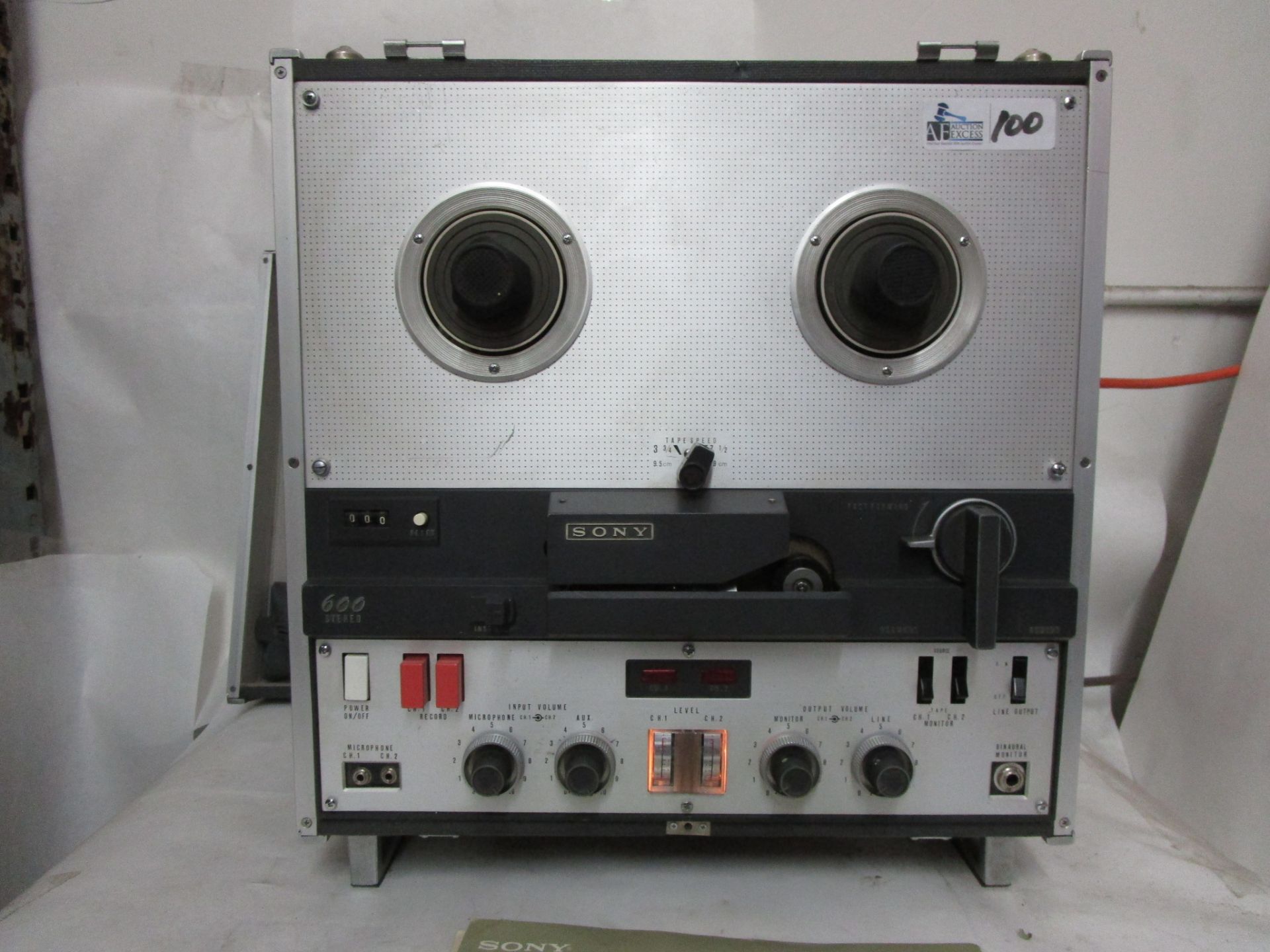 SONY TC- 600 TAPECORDER REEL TO REEL