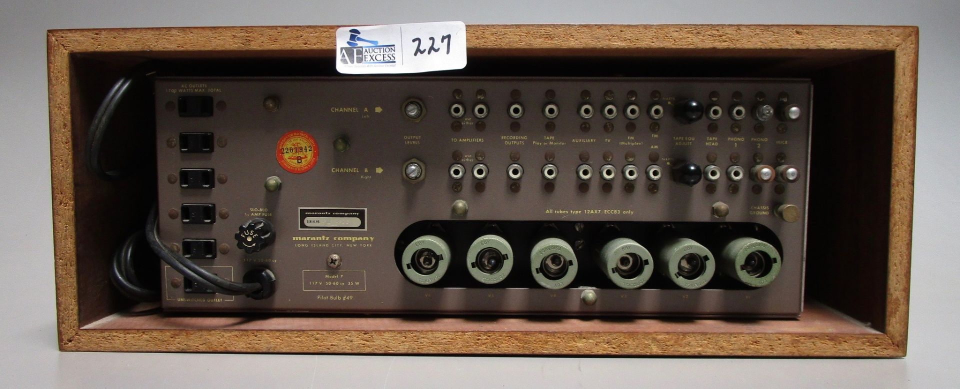 MARANTZ STEREO CONSOLE MODEL 7 TUBE PREAMP TESTED AND WORKING WITH VINTAGE TELEFUNKEN 12AX7 TUBES - Image 2 of 2