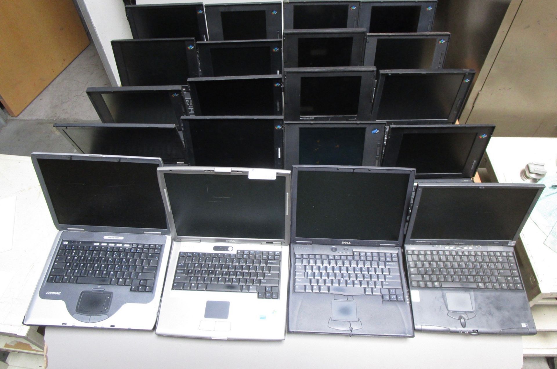LOT OF 20 LAPTOP COMPUTERS