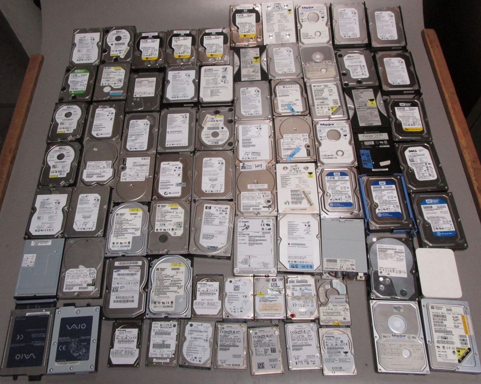 LARGE LOT HARD DRIVES