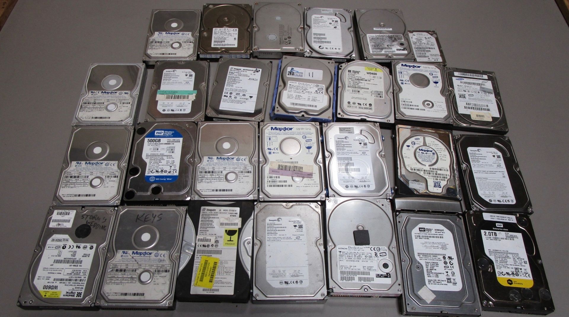 MIXED LOT HARD DRIVES