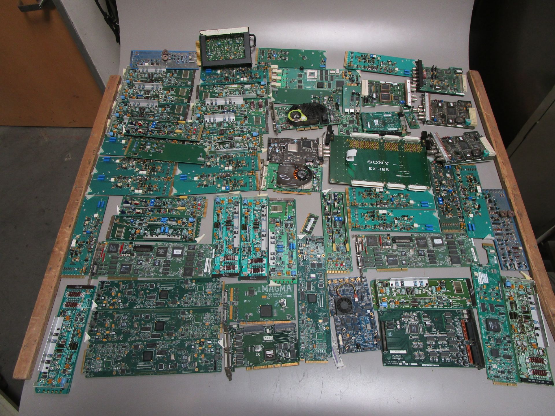 BOX CIRCUIT BOARDS