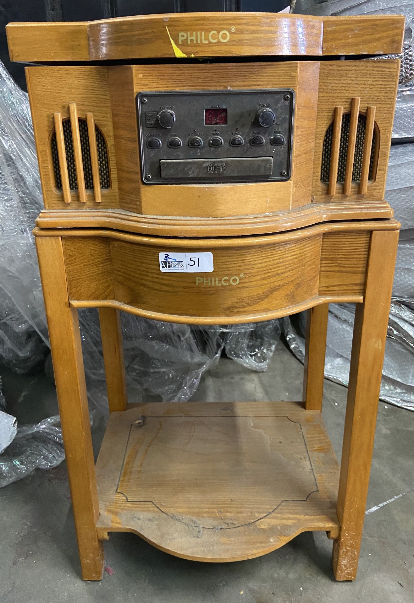 PHILCO RECORD CONSOLE WITH CD AND TABLE - Image 3 of 3