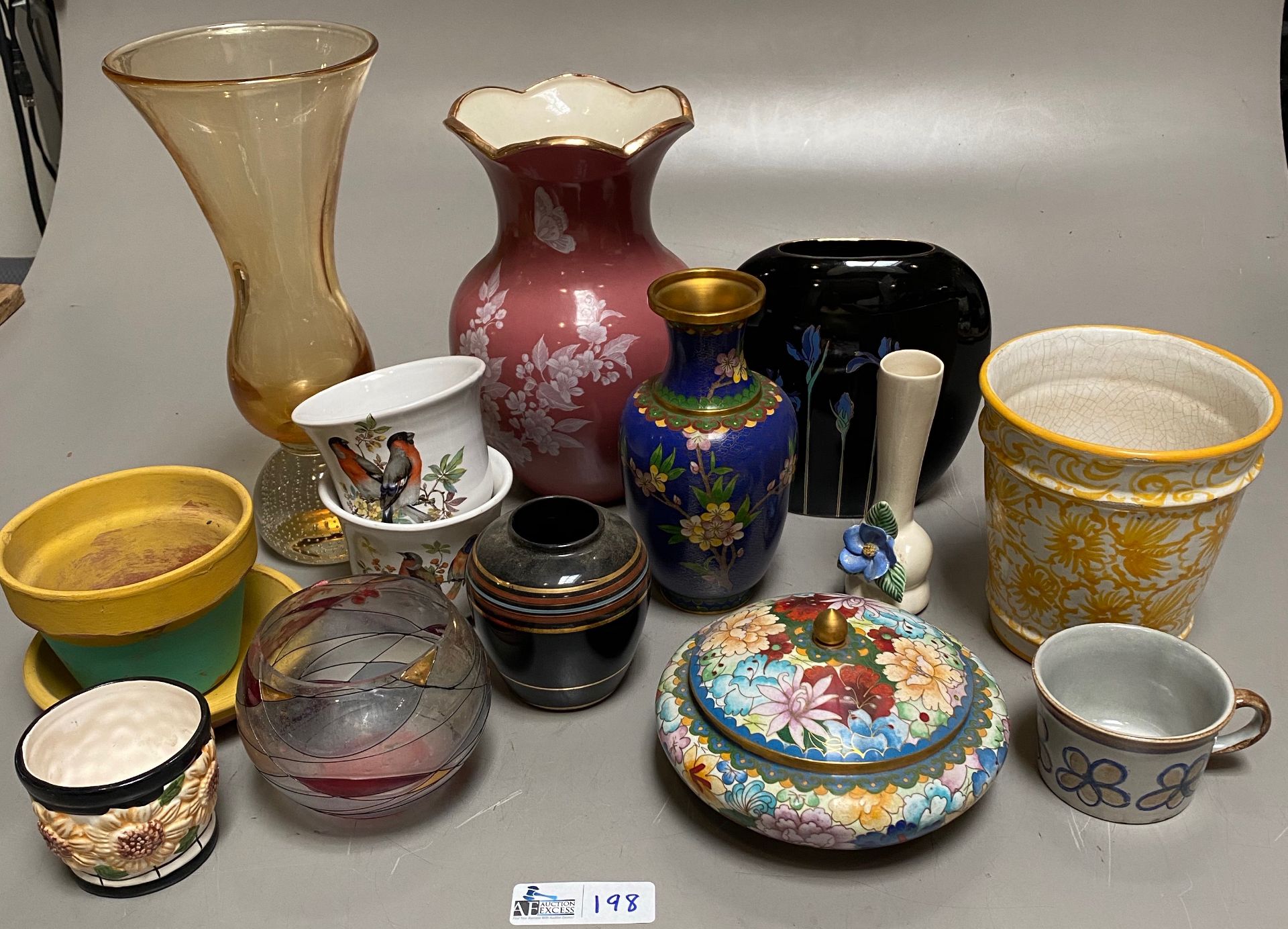 LOT OF VASES AND POTS